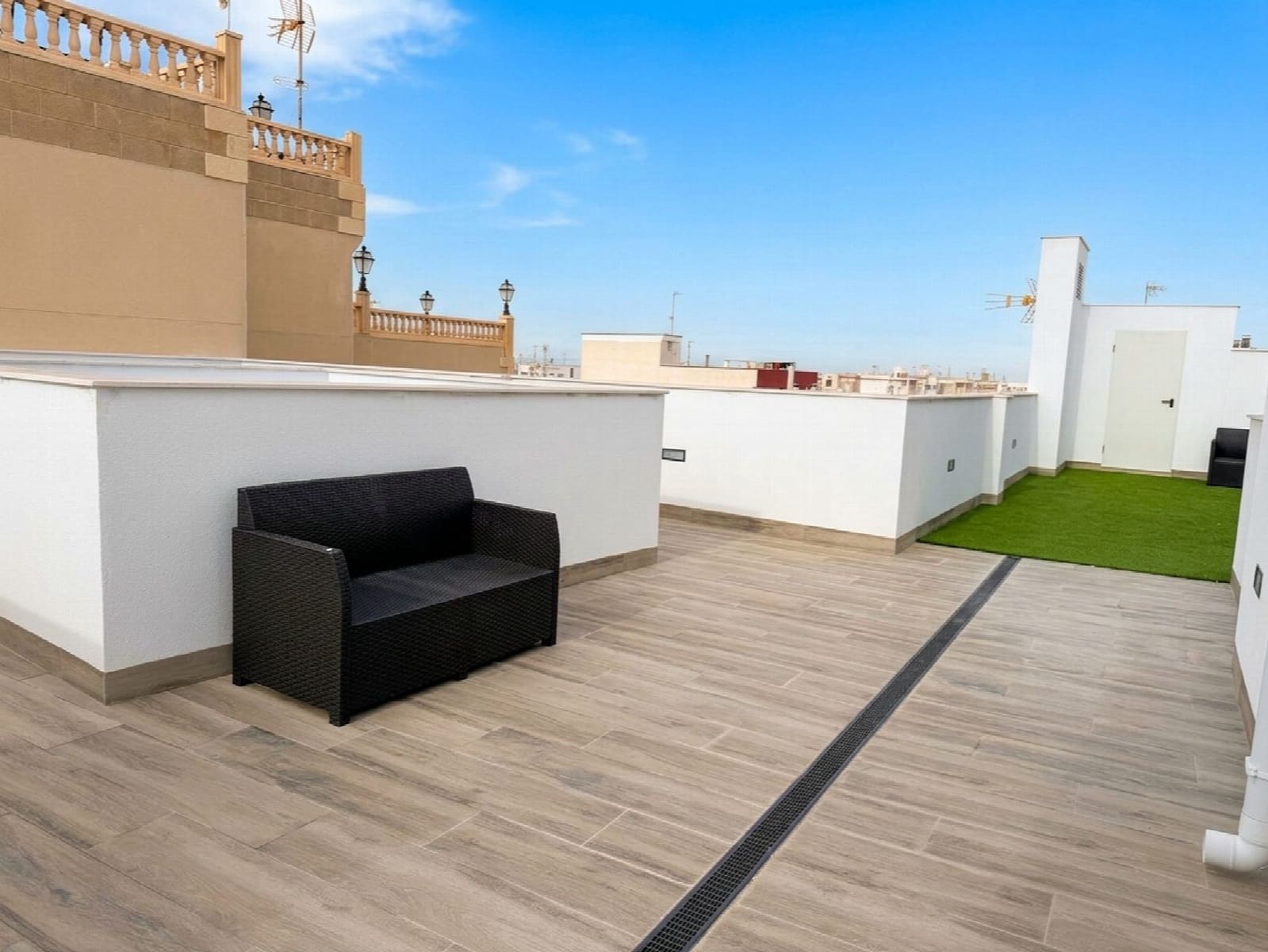 2 chambre Appartement à vendre à Torrevieja avec piscine - 239 000 € (Ref: 10050787)