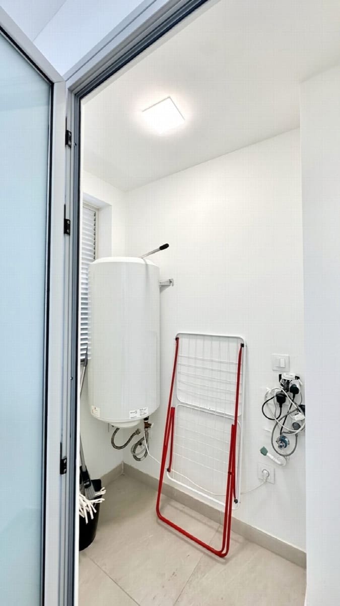 2 bedroom Apartment for sale in Finestrat with pool - € 300,000 (Ref: 10050790)