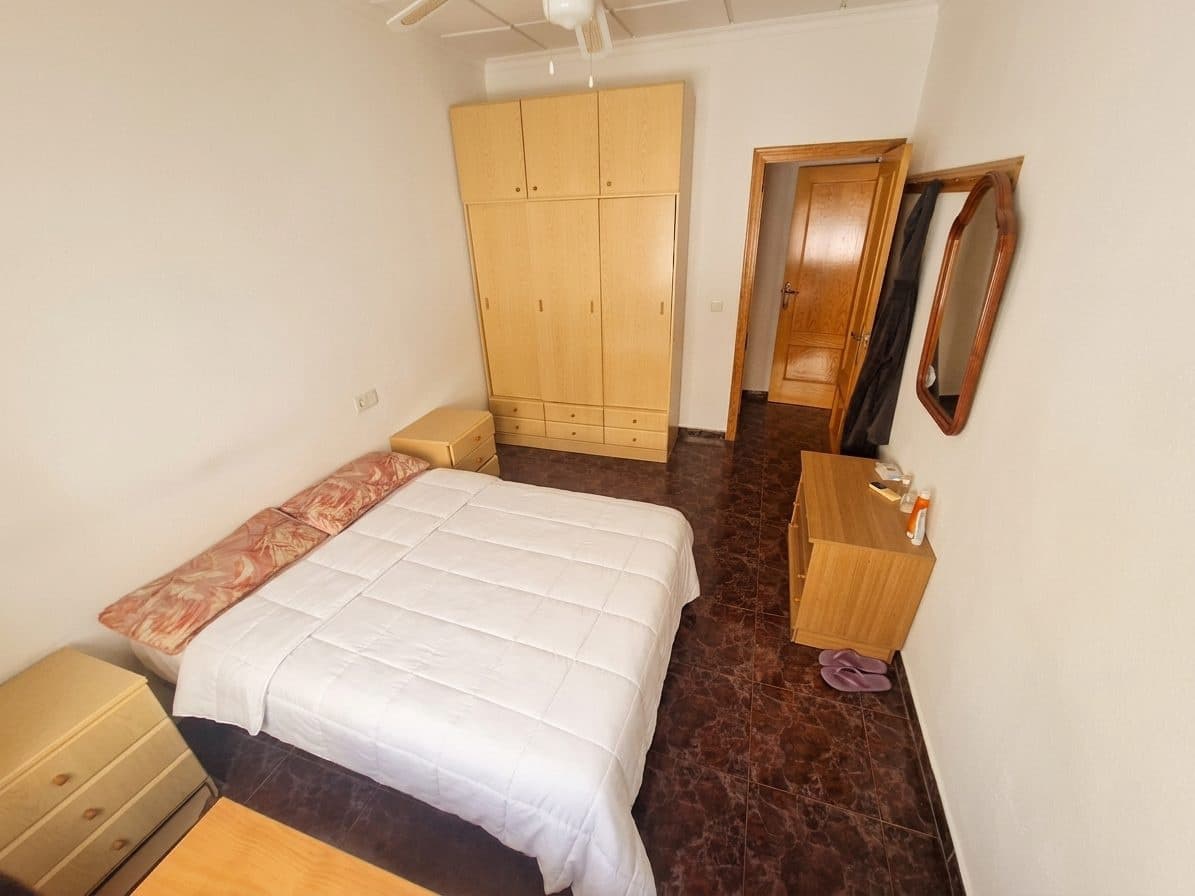 4 quarto Casa em Banda para venda em Torrevieja - 221 900 € (Ref: 10050794)