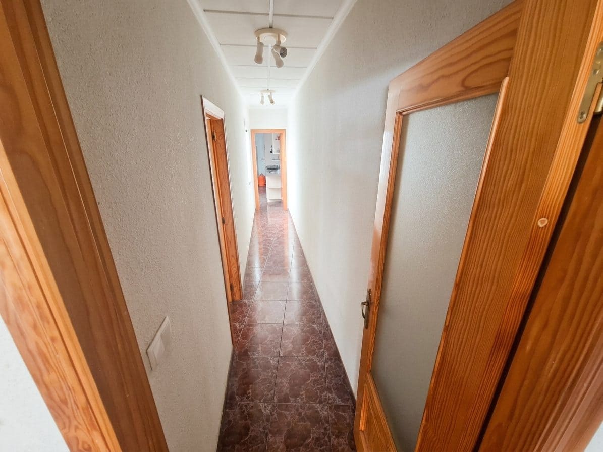 4 quarto Casa em Banda para venda em Torrevieja - 221 900 € (Ref: 10050794)