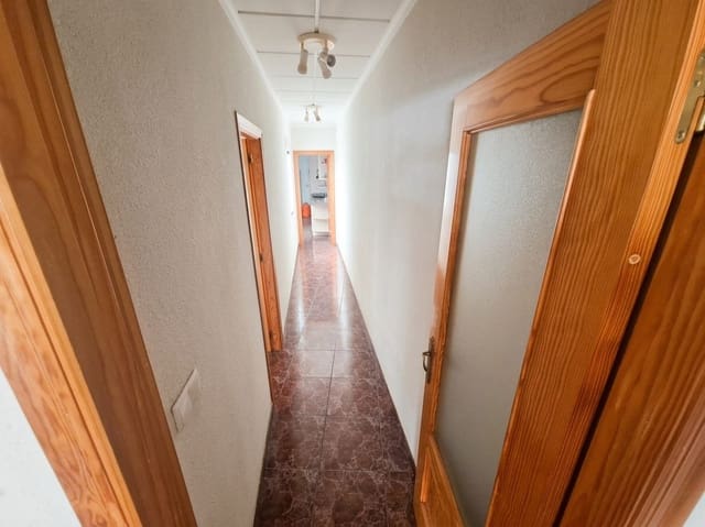 4 quarto Casa em Banda para venda em Centro - Muelle Pesquero, Torrevieja - 221 900 € (Ref: 10050794)