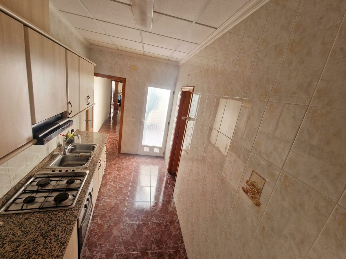 4 quarto Casa em Banda para venda em Torrevieja - 221 900 € (Ref: 10050794)