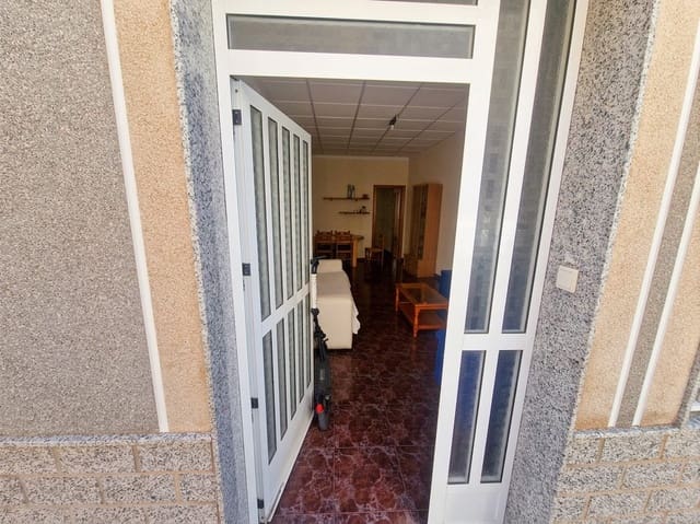 4 quarto Casa em Banda para venda em Centro - Muelle Pesquero, Torrevieja - 221 900 € (Ref: 10050794)