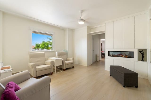 3 soveværelse Villa til salg i Pilar de la Horadada ciudad, Pilar de la Horadada - € 445.000 (Ref: 10050795)