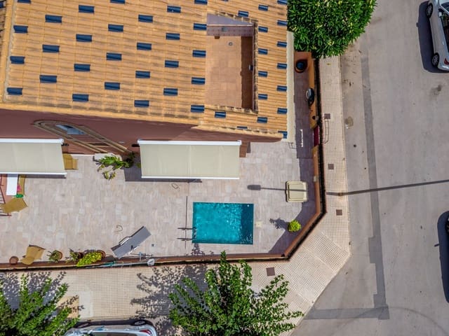 3 soveværelse Villa til salg i Pilar de la Horadada ciudad, Pilar de la Horadada - € 445.000 (Ref: 10050795)