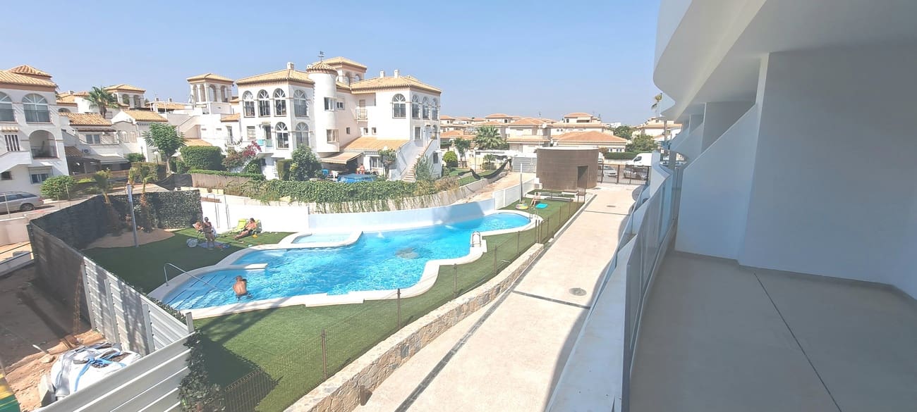 2 sovrum Lägenhet till salu i Orihuela med pool garage - 415 000 € (Ref: 10050799)