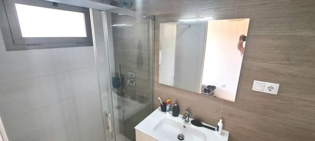 2 chambre Appartement à vendre à Lomas de Cabo Roig - Los Dolses, Orihuela avec piscine garage - 275 000 € (Ref: 10050800)