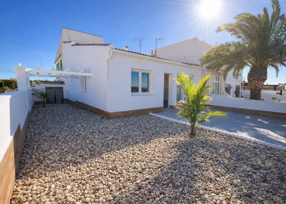 3 bedroom Bungalow for sale in Rojales - € 249,000 (Ref: 10050802)