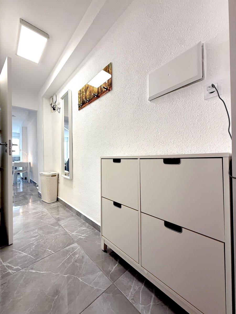 1 sovrum Lägenhet till salu i Torrevieja - 159 900 € (Ref: 10050807)