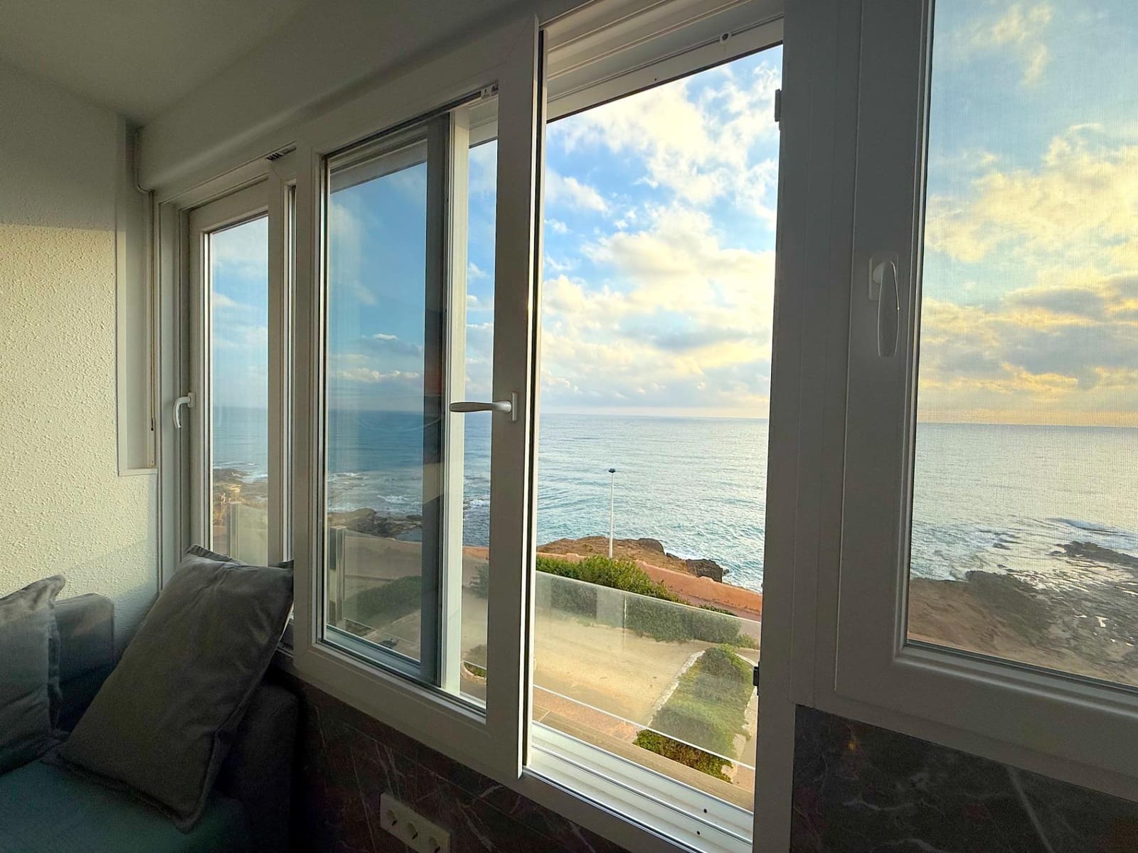 1 sovrum Lägenhet till salu i Torrevieja - 159 900 € (Ref: 10050807)