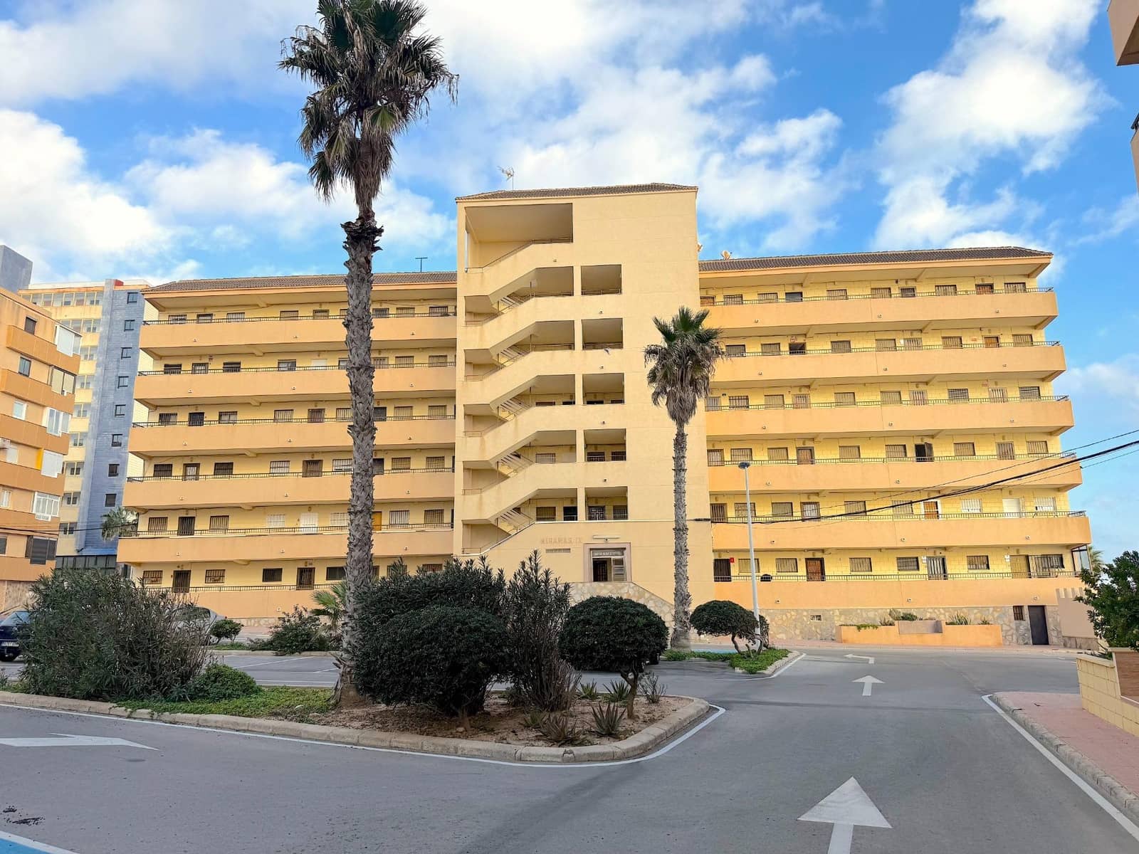 1 sovrum Lägenhet till salu i Torrevieja - 159 900 € (Ref: 10050807)