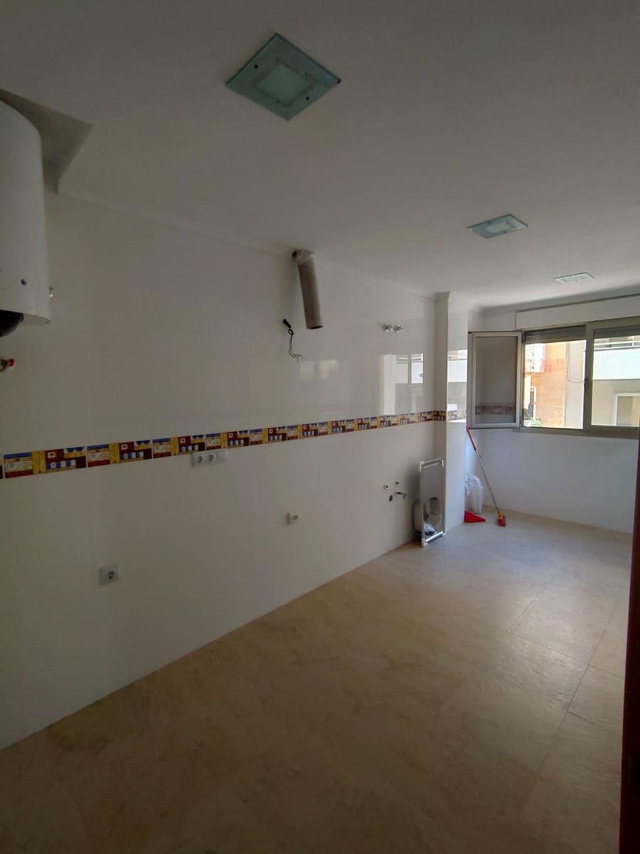 3 sovrum Lägenhet till salu i Torrevieja - 329 900 € (Ref: 10050808)