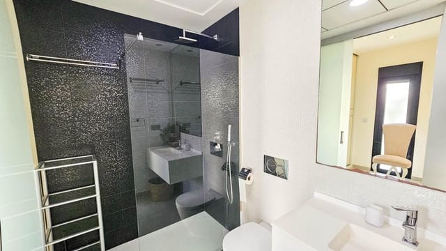 3 makuuhuone Huvila myytävänä paikassa Rojales mukana uima-altaan - 458 900 € (Ref: 10050829)
