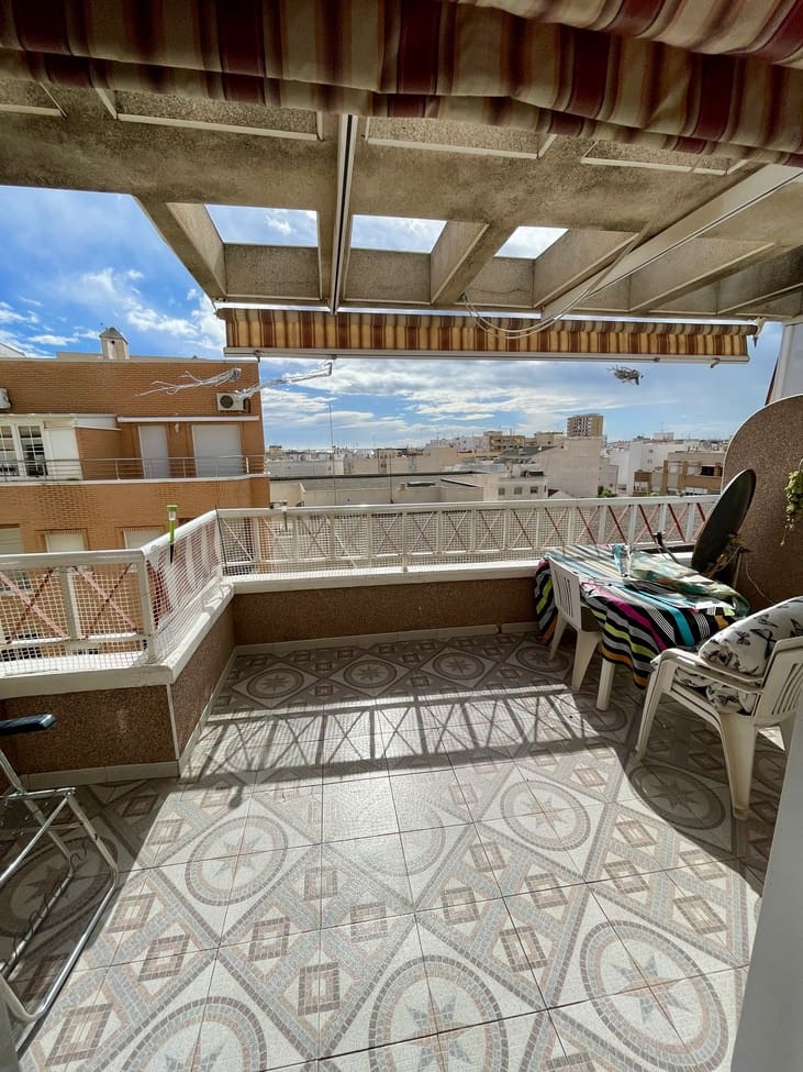 3 quarto Apartamento para venda em Torrevieja - 194 000 € (Ref: 10050840)
