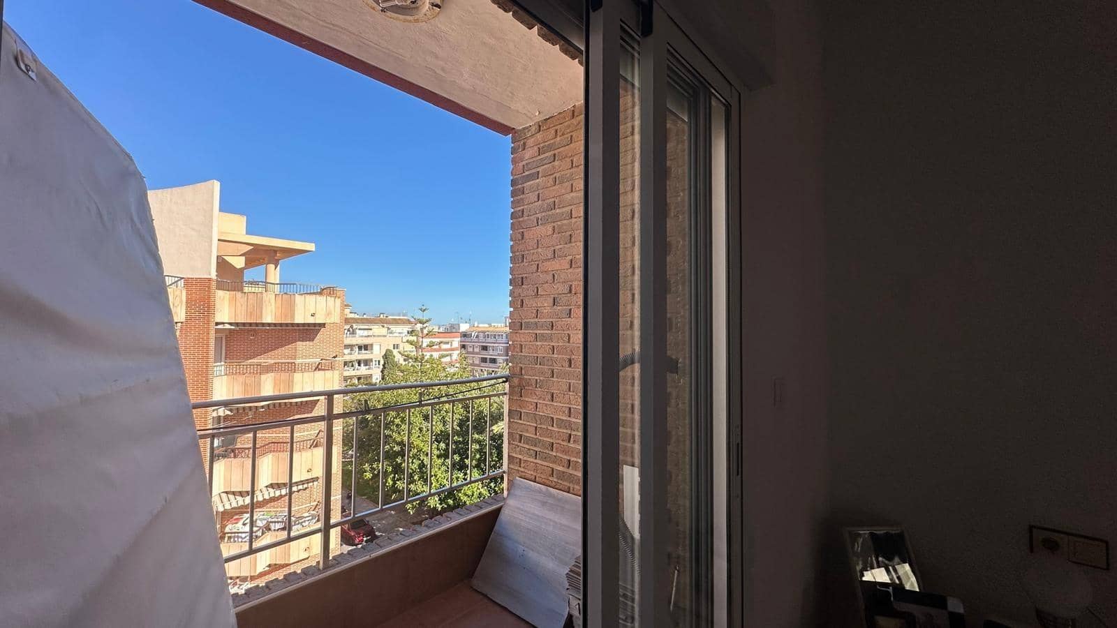 Apartamento de 3 habitaciones en Torrevieja en venta - 249.900 € (Ref: 10050845)