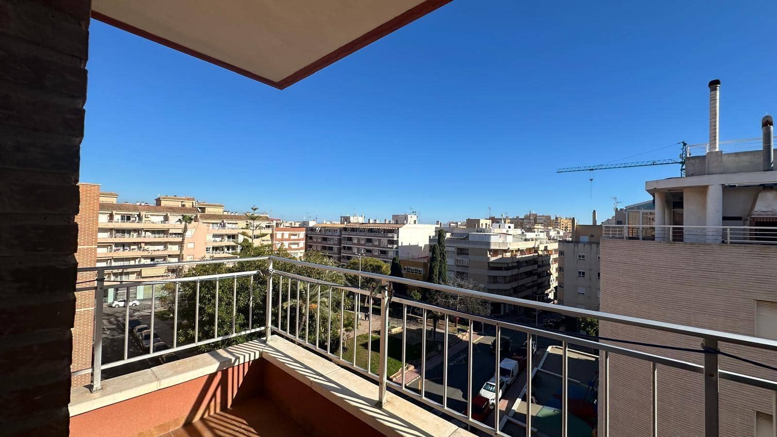 Apartamento de 3 habitaciones en Torrevieja en venta - 249.900 € (Ref: 10050845)