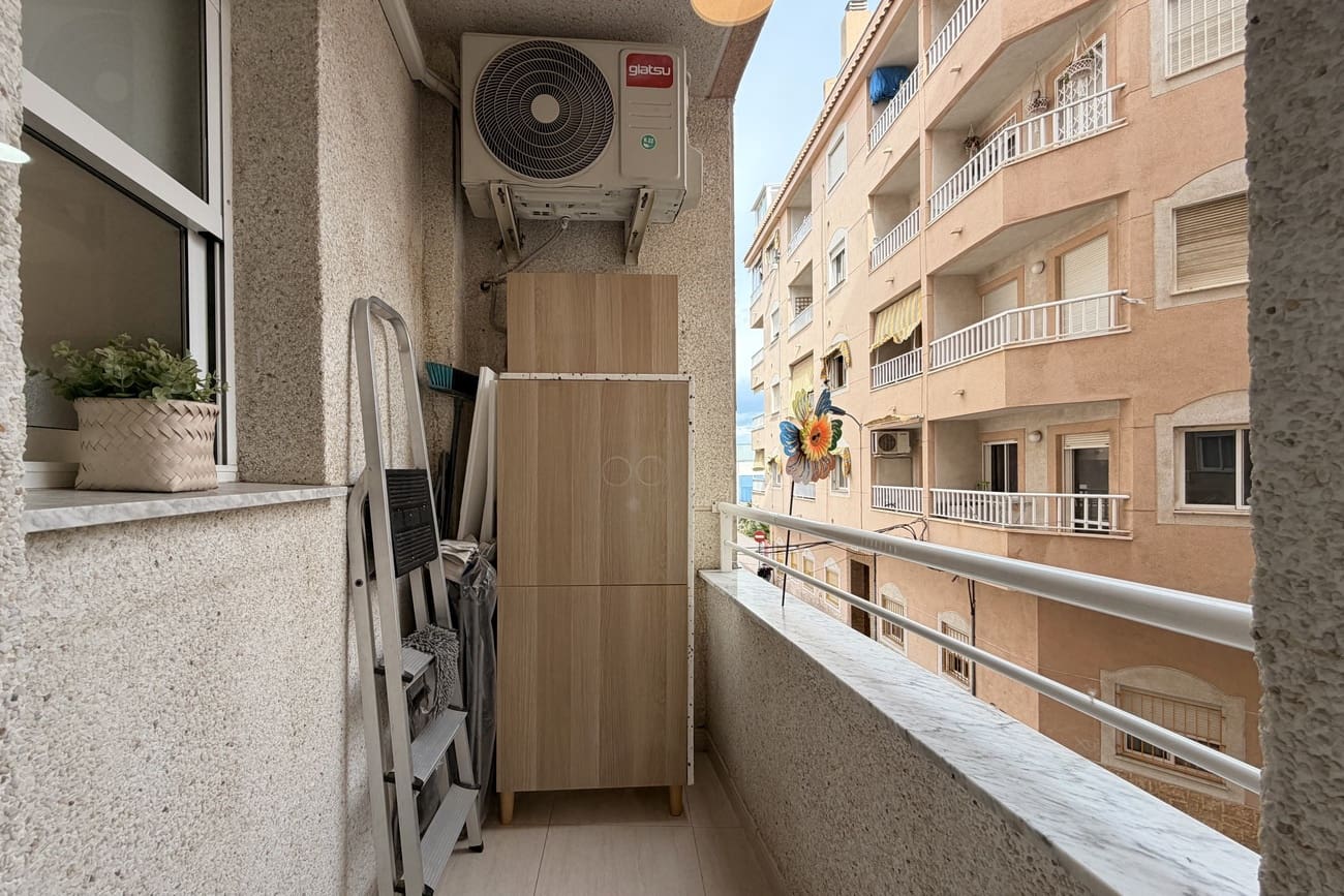 3 soveværelse Lejlighed til salg i Torrevieja - € 175.000 (Ref: 10050847)