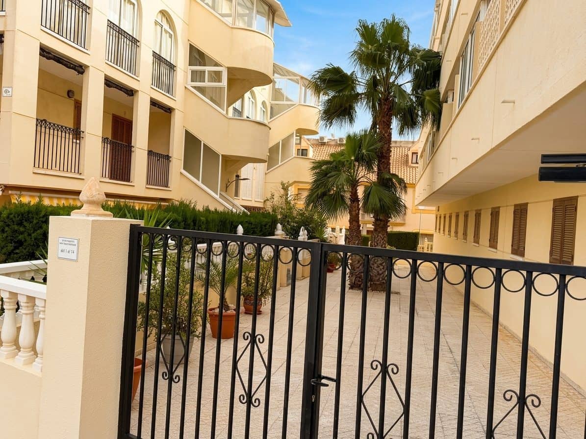 2 soverom Leilighet til salgs i Orihuela - € 178 200 (Ref: 10050856)