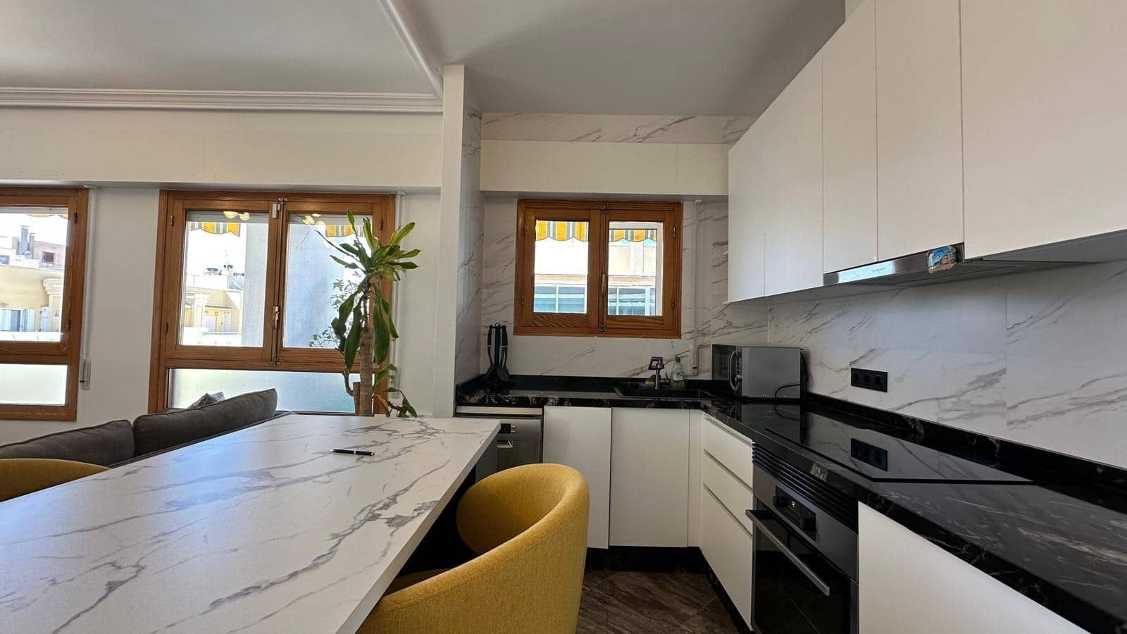2 sypialnia Apartament na sprzedaż w Torrevieja - 265 000 € (Ref: 10050857)