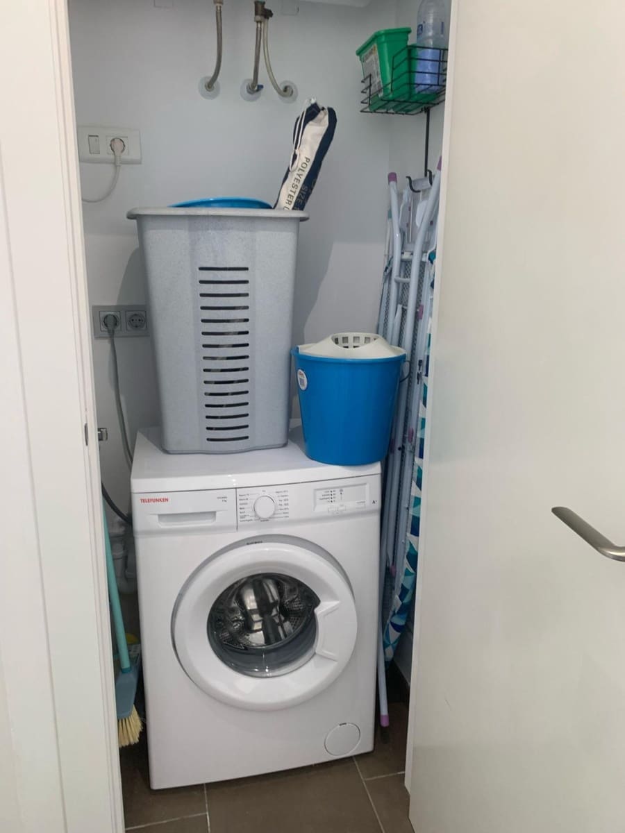 Apartamento de 2 habitaciones en Guardamar del Segura en venta - 240.000 € (Ref: 10050860)