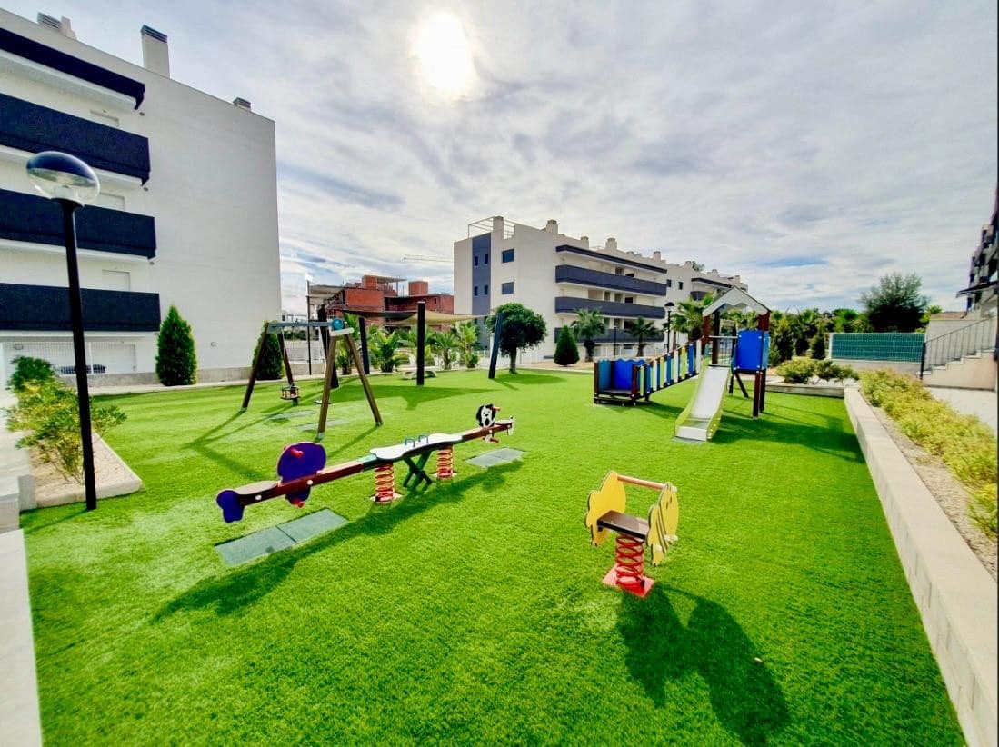 2 soveværelse Lejlighed til salg i Orihuela med swimmingpool - € 249.900 (Ref: 10050871)