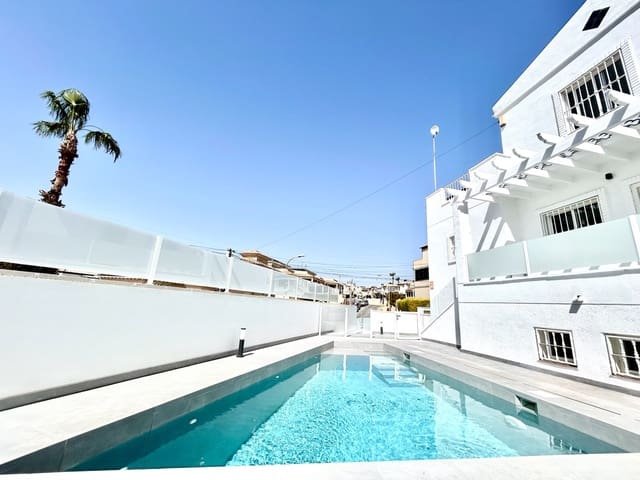 5 soveværelse Villa til salg i Villamartin, Orihuela med garage - € 459.000 (Ref: 10050884)