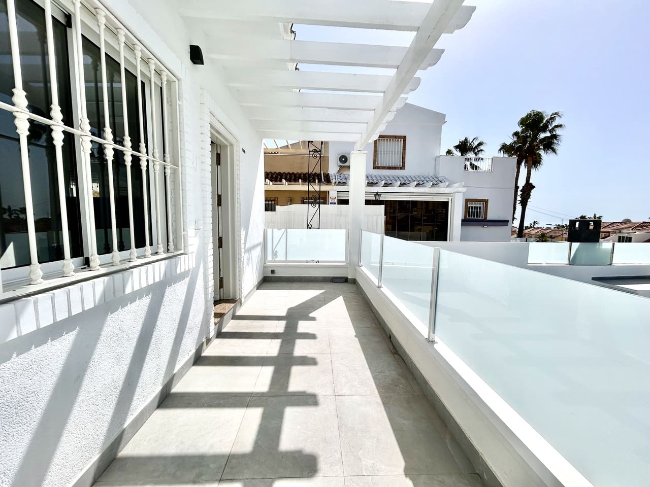 5 bedroom Villa for sale in Orihuela with garage - € 459,000 (Ref: 10050884)