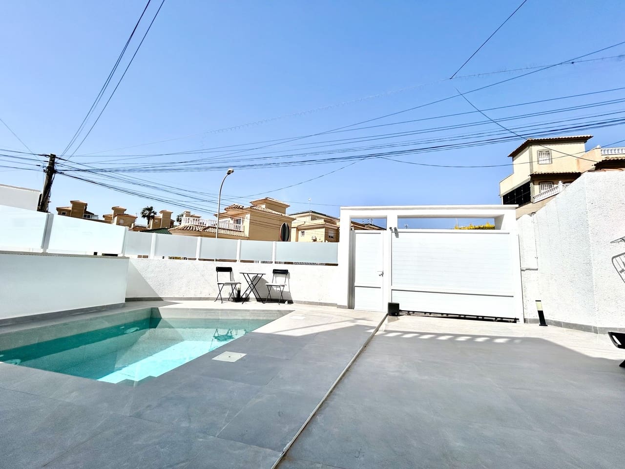 5 bedroom Villa for sale in Orihuela with garage - € 459,000 (Ref: 10050884)