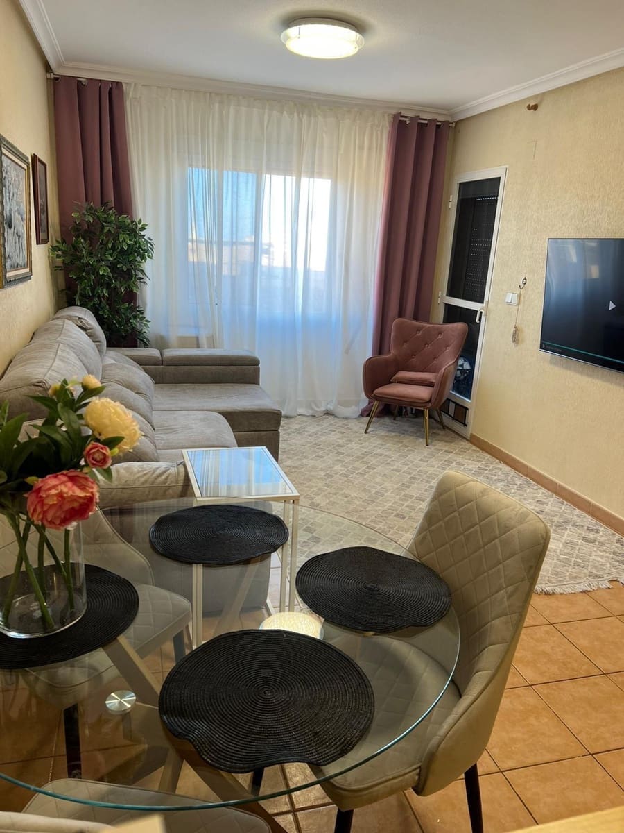2 bedroom Apartment for sale in Torrevieja with pool - € 174,000 (Ref: 10050894)