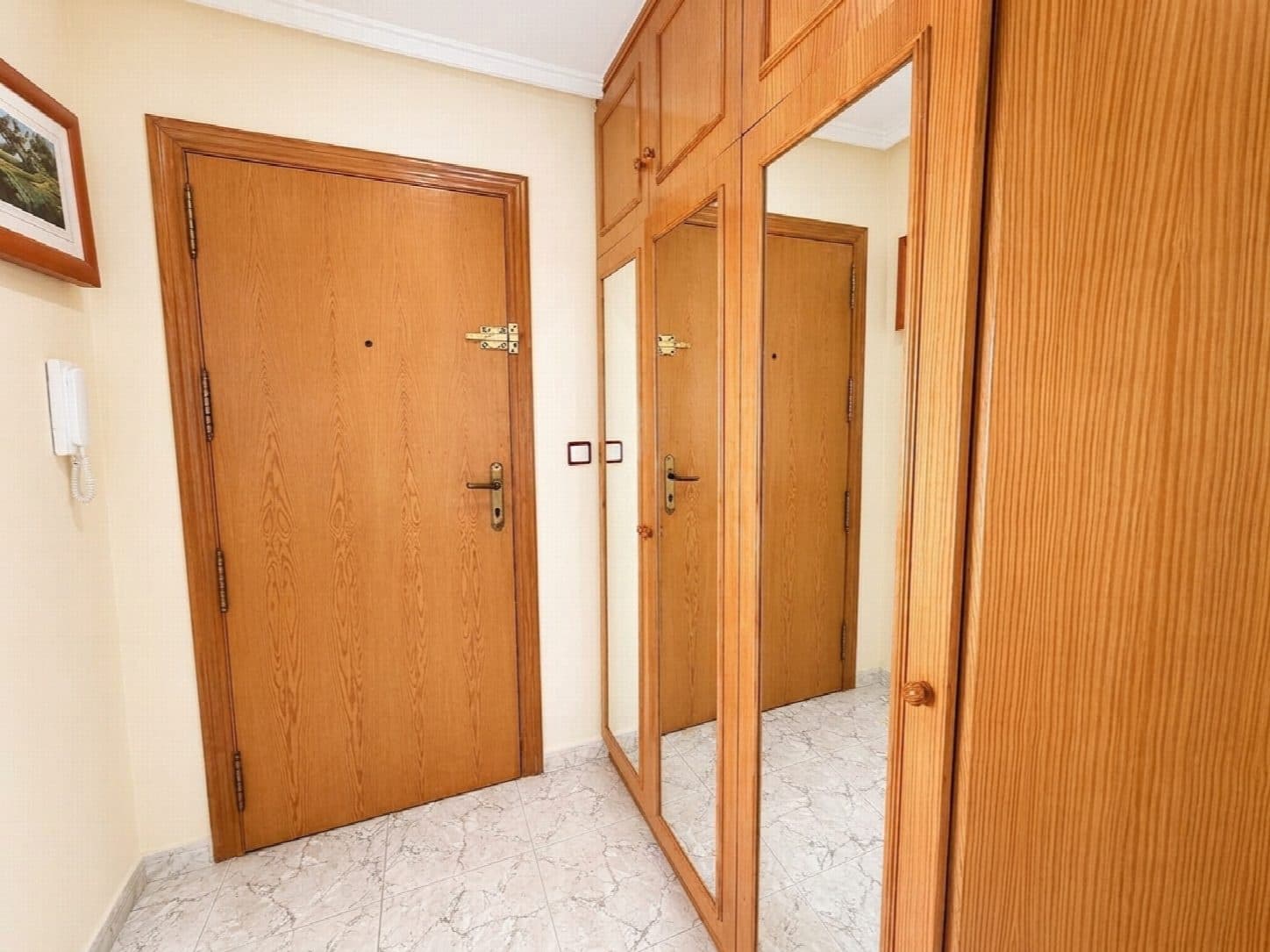 Apartamento de 2 habitaciones en Torrevieja en venta - 209.900 € (Ref: 10050901)