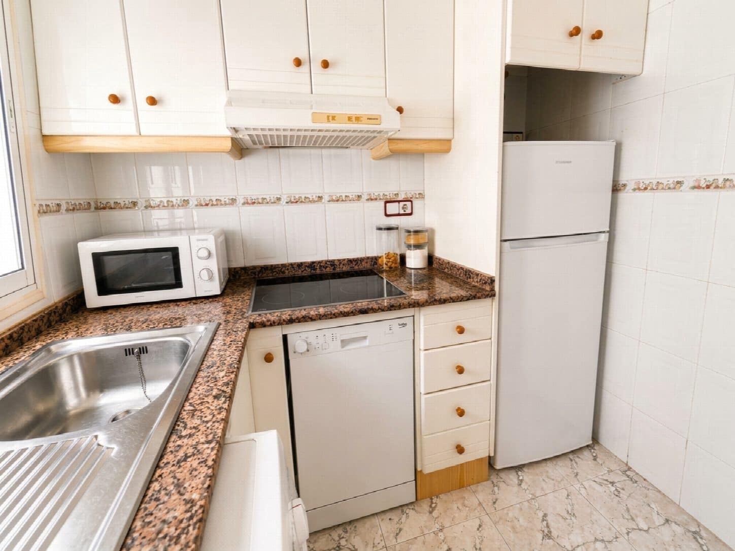 Apartamento de 2 habitaciones en Torrevieja en venta - 209.900 € (Ref: 10050901)