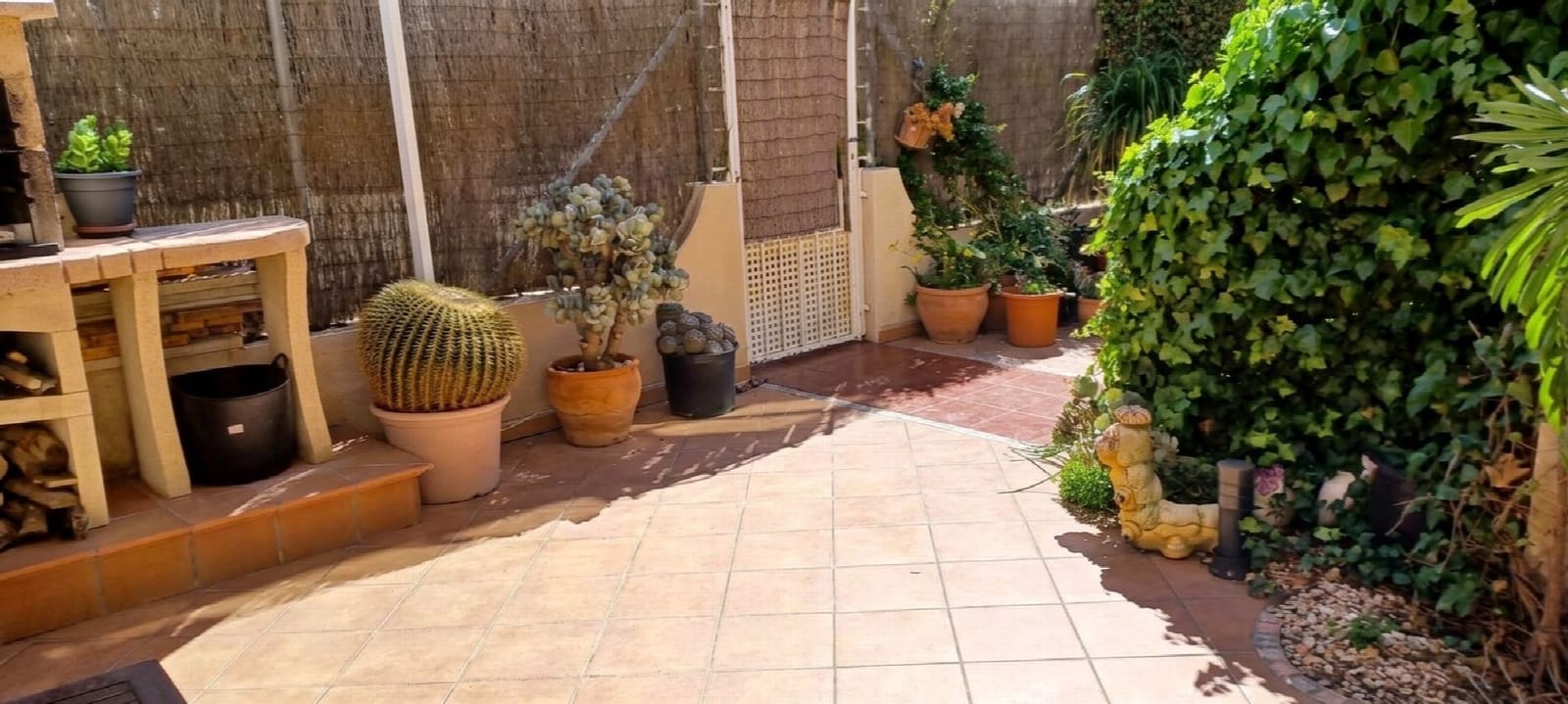 Casa de 3 habitaciones en Orihuela en venta con piscina - 199.900 € (Ref: 10050904)