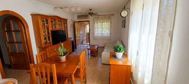 Casa de 3 habitaciones en La Florida, Orihuela en venta con piscina - 199.900 € (Ref: 10050904)