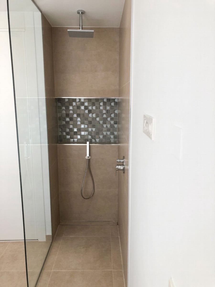 Chalet de 3 habitaciones en Benijófar en venta con piscina - 425.000 € (Ref: 10050907)