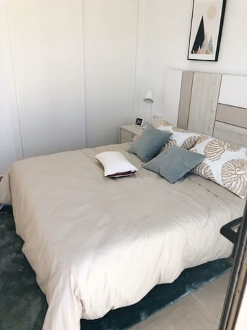 Chalet de 3 habitaciones en Benijófar en venta con piscina - 425.000 € (Ref: 10050907)