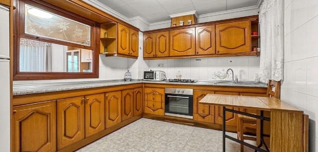 3 chambre Appartement à vendre à Playa de los Locos, Torrevieja avec garage - 375 000 € (Ref: 10050910)