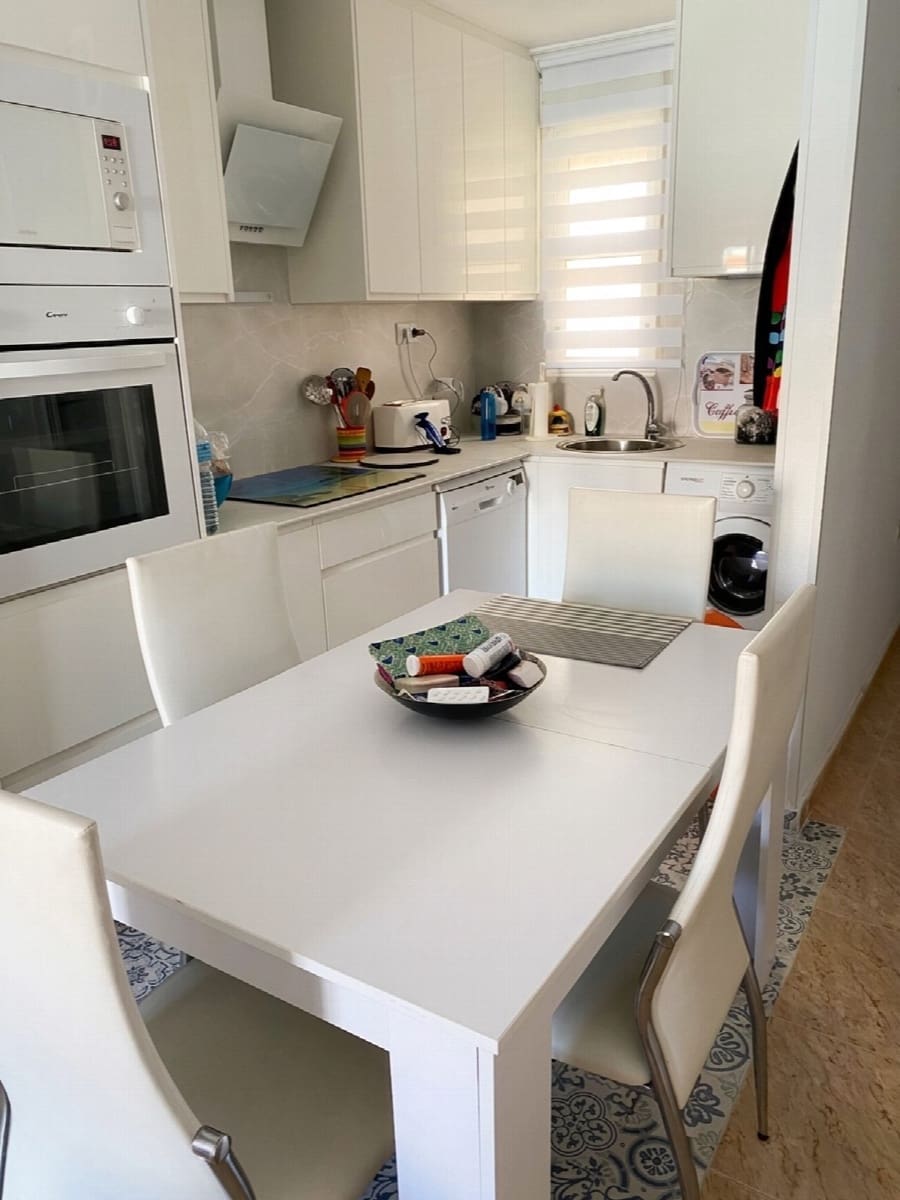 3 soveværelse Lejlighed til salg i Torrevieja - € 195.000 (Ref: 10050914)