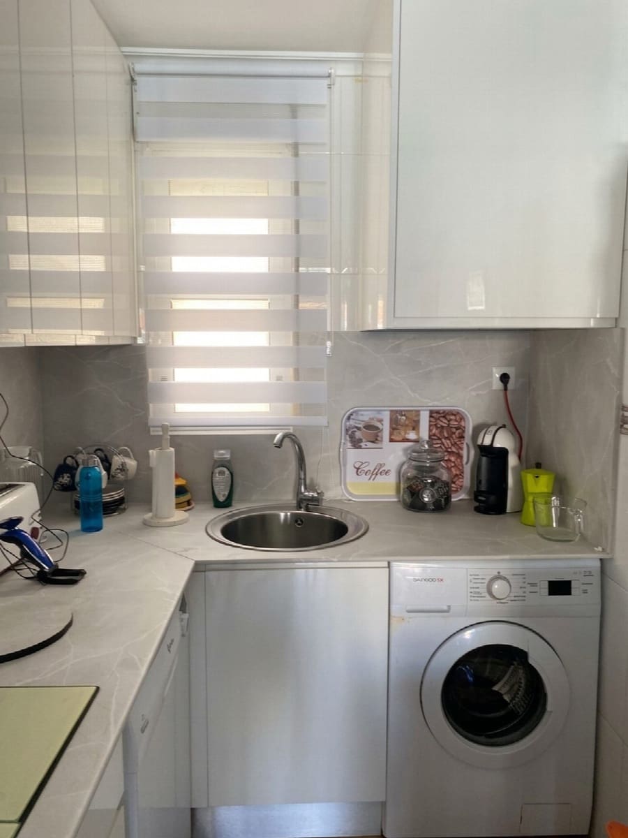 3 soveværelse Lejlighed til salg i Torrevieja - € 195.000 (Ref: 10050914)
