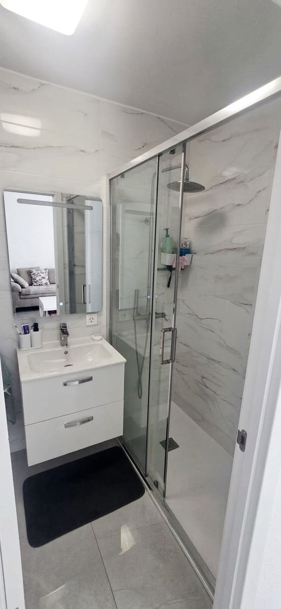 3 bedroom Apartment for sale in Torrevieja with pool - € 249,900 (Ref: 10050915)