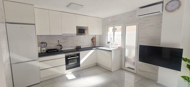 3 bedroom Apartment for sale in Playa del Acequión, Torrevieja with pool - € 249,900 (Ref: 10050915)