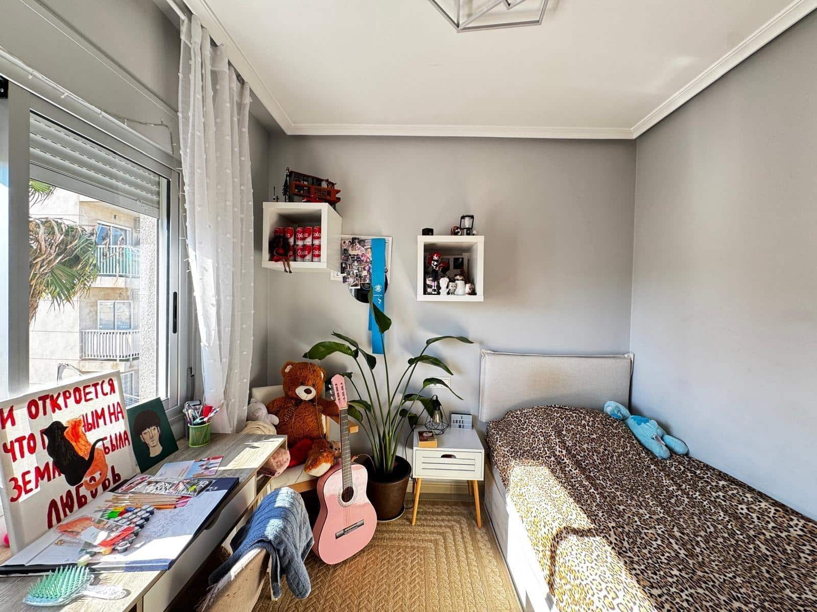 3 makuuhuone Huoneisto myytävänä paikassa Torrevieja - 285 000 € (Ref: 10050917)