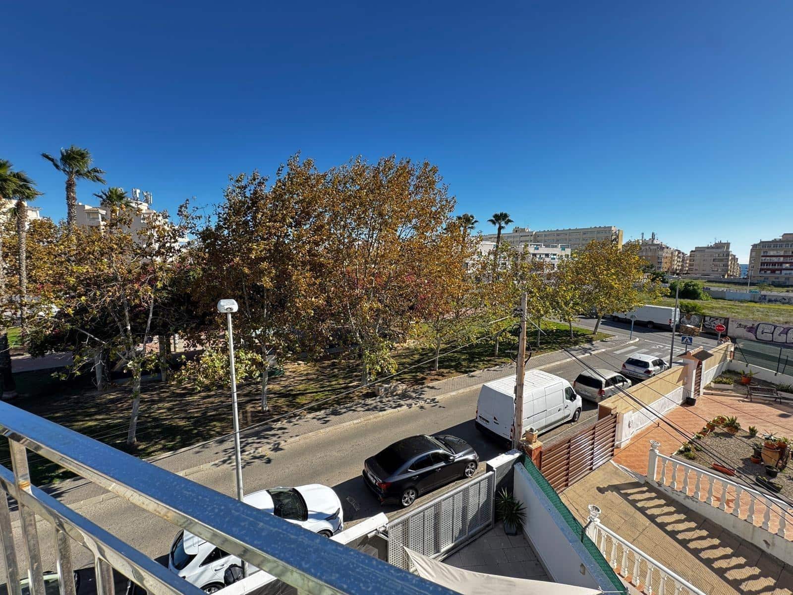 3 makuuhuone Huoneisto myytävänä paikassa Torrevieja - 285 000 € (Ref: 10050917)