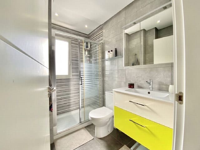 4 soverom Penthouse til salgs i Blue Lagoon med svømmebasseng - € 549 000 (Ref: 10050918)