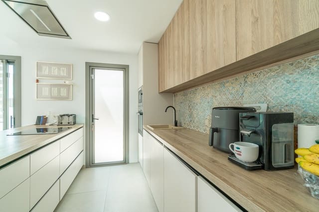 3 chambre Villa/Maison à vendre à Blue Lagoon avec piscine - 524 900 € (Ref: 10050921)