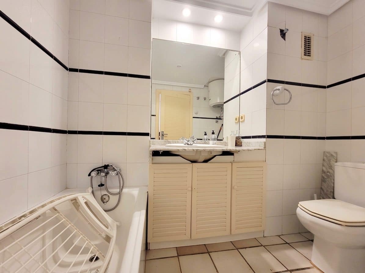2 chambre Appartement à vendre à Torrevieja avec piscine - 349 000 € (Ref: 10050923)