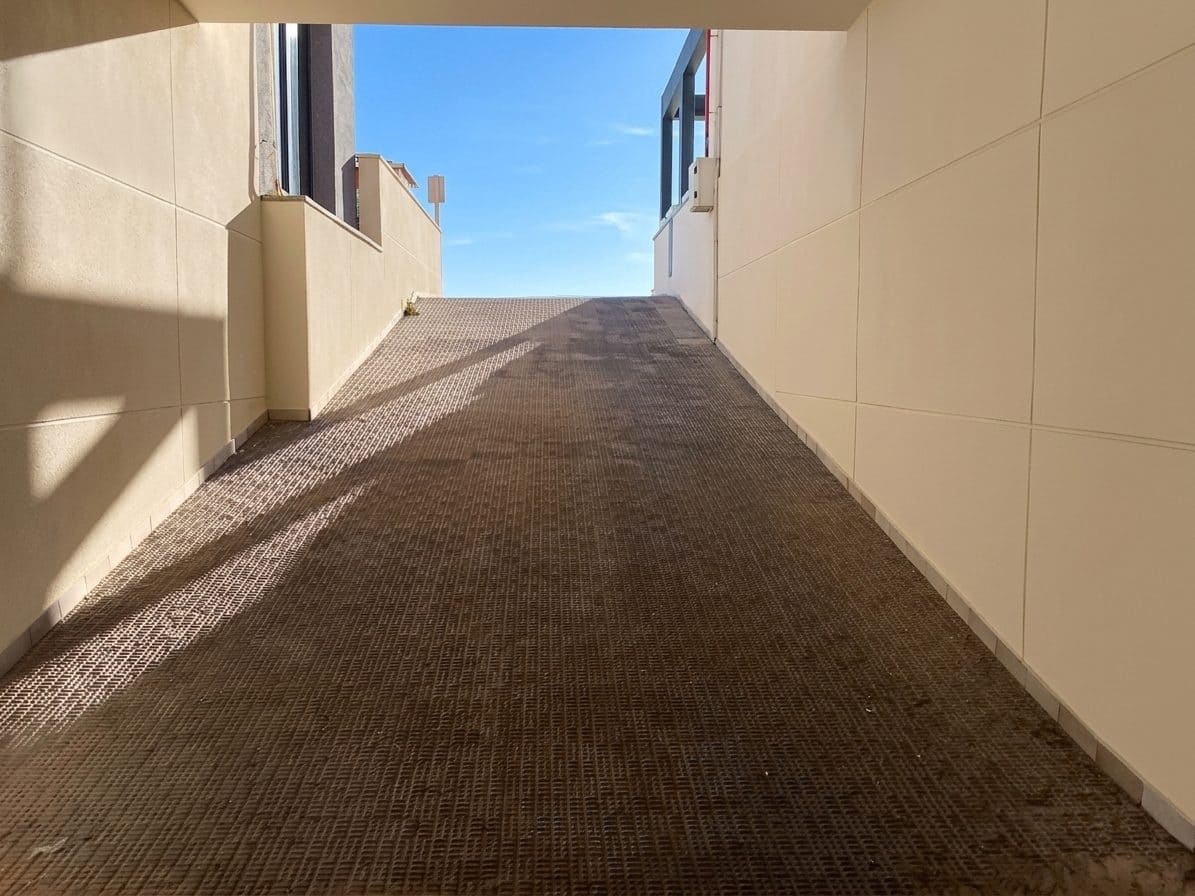2 chambre Appartement à vendre à Torrevieja avec piscine - 349 000 € (Ref: 10050923)