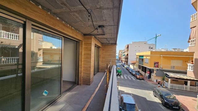 1 camera da letto Appartamento in vendita in Las Piscinas Naturales, Torrevieja con garage - 255.000 € (Rif: 10050924)