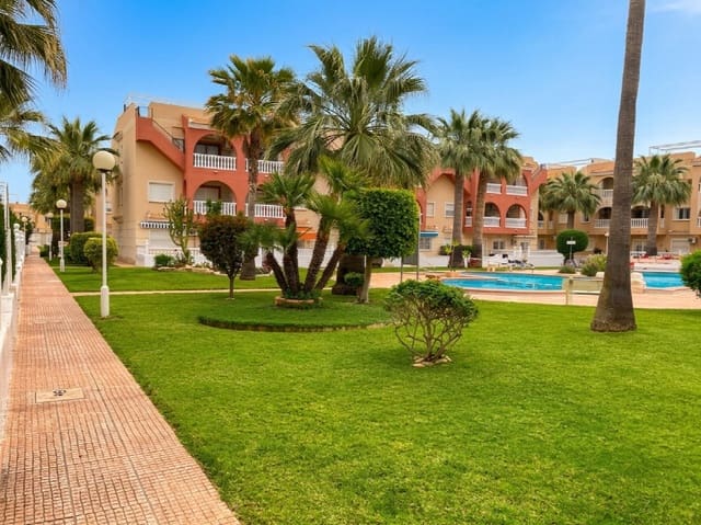 Apartamento de 2 habitaciones en Centro, Los Alcázares en venta con piscina - 222.000 € (Ref: 10050925)