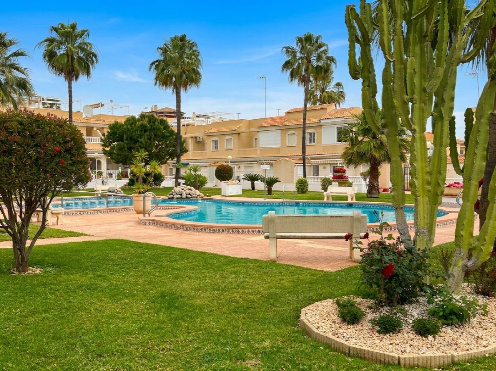 Apartamento de 2 habitaciones en Los Alcázares en venta con piscina - 222.000 € (Ref: 10050925)