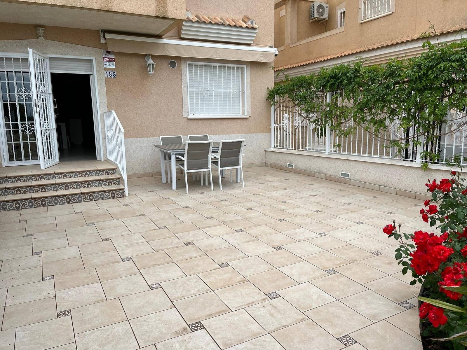 Apartamento de 2 habitaciones en Los Alcázares en venta con piscina - 222.000 € (Ref: 10050925)